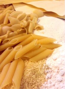 Foods made of wheat contain gluten